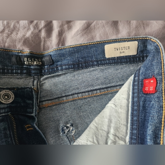 Blend Distressed Straight Leg Jeans (Blue Denim, Size 30x30) - Picture 3 of 4